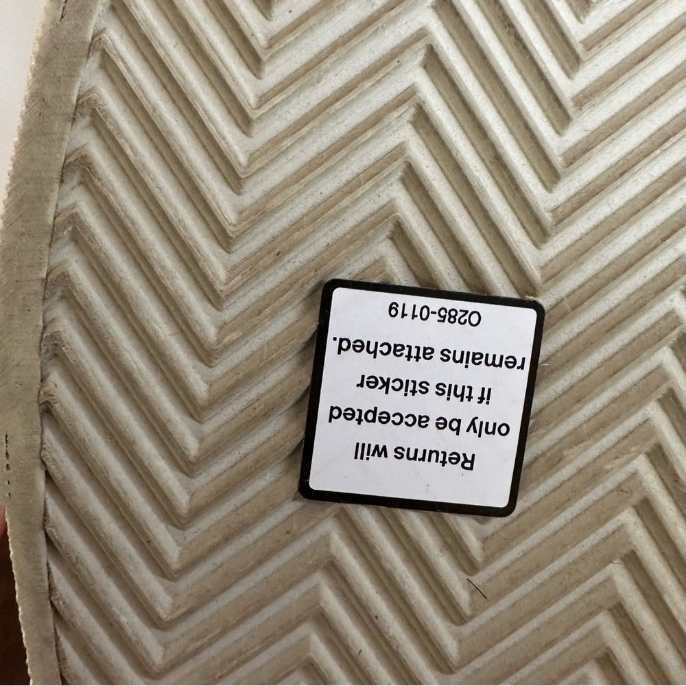 YSL Mid top sneaker with appliqué “Love” “Stars” and glitter panels 43.5 - Picture 12 of 12